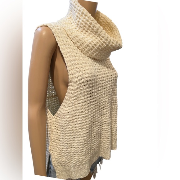 Beautiful Knit Cowel Neck from Free People - Picture 4 of 8